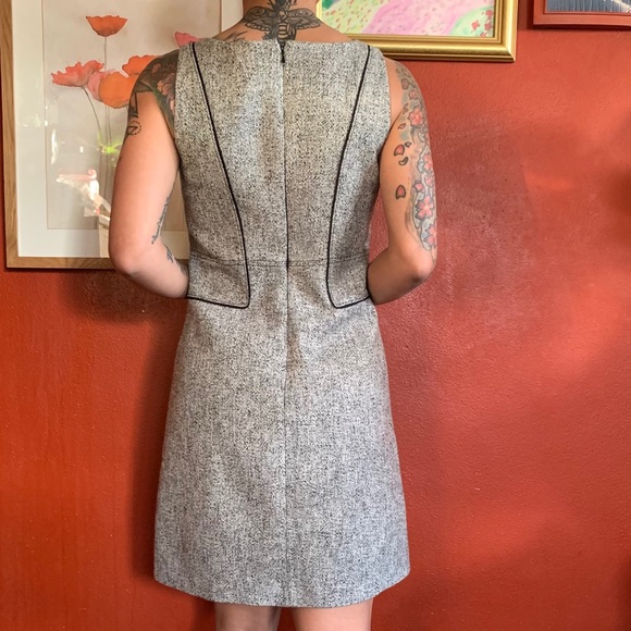 LIKENew White House Black Market Gray Casual Dress - Picture 5 of 14